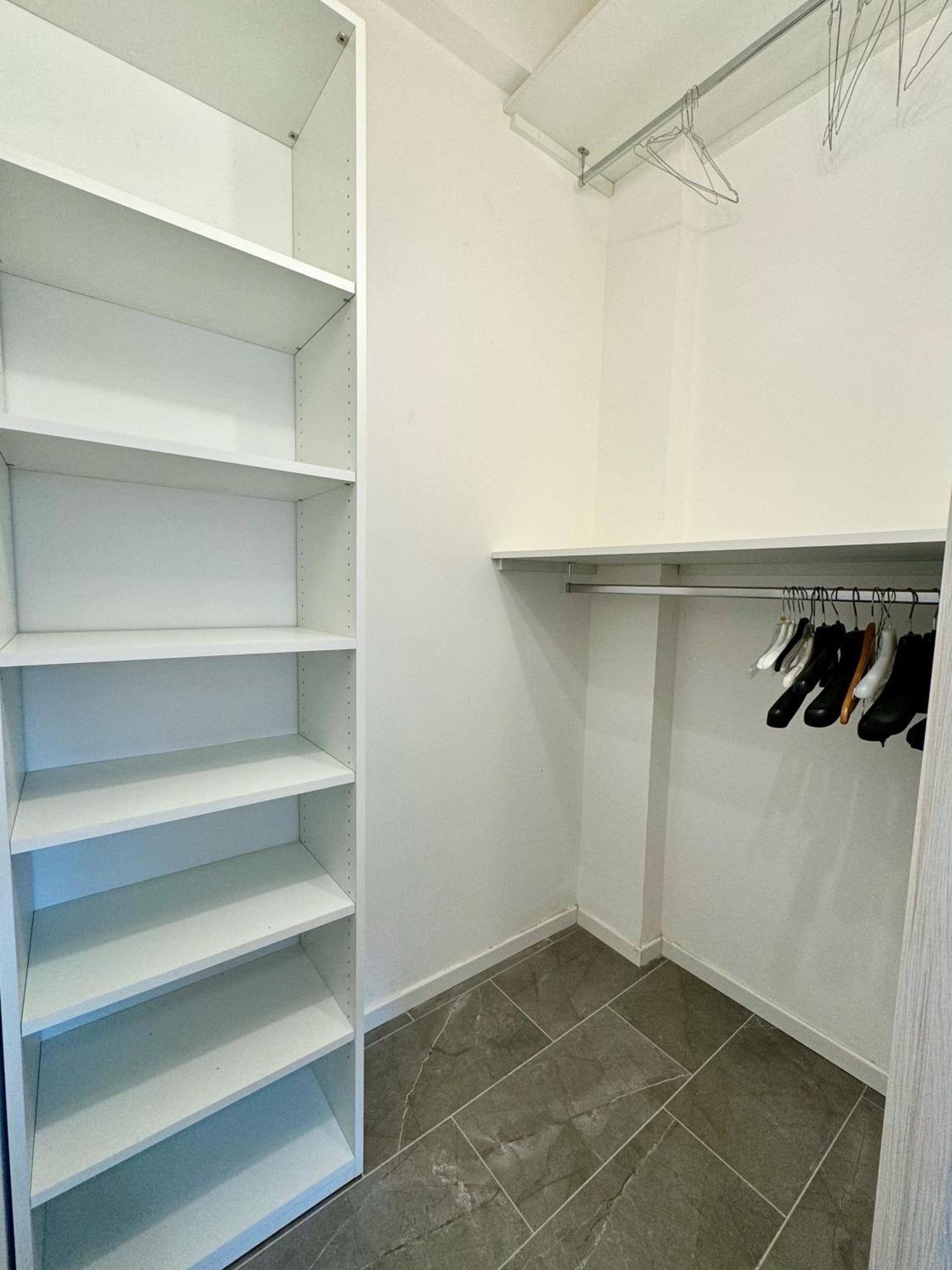 Talenti Parkview Apartment Rom